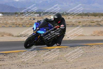 media/Dec-17-2022-SoCal Trackdays (Sat) [[224abd9271]]/Turn 9 Inside (1pm)/